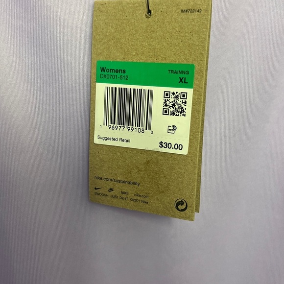 109. The Nike Tee DRI-FIT lavender Tank top, size XL, NWT - Picture 5 of 7